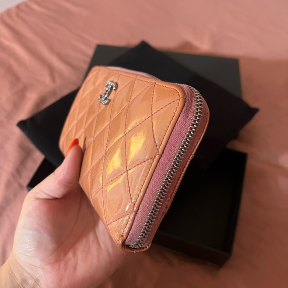 GORGEOUS CHANEL WALLET ♥️ - Picture 12 of 13